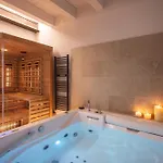 Boutique Ното