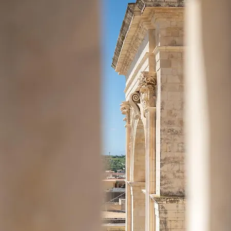 Boutique * Noto
