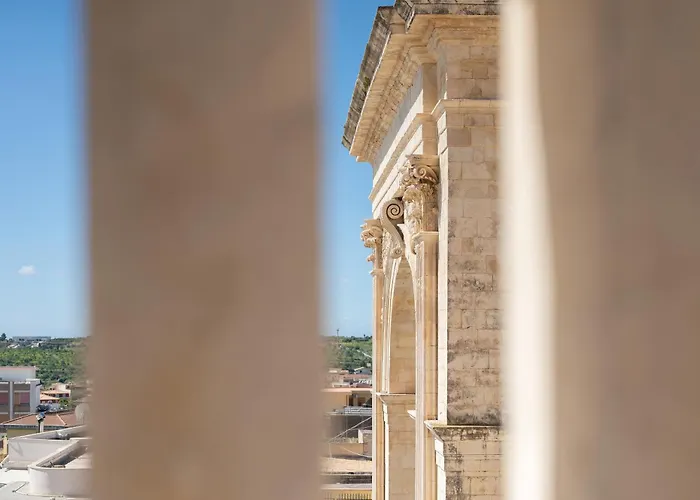 Boutique * Noto